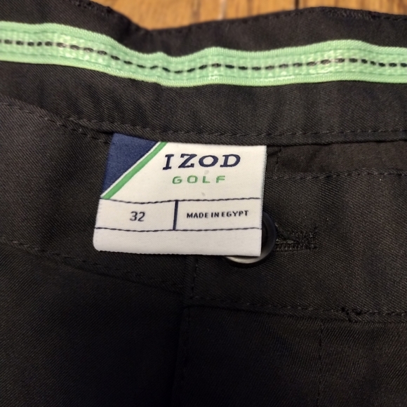 Men's golf shorts - Izod - Picture 4 of 4